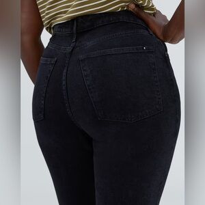 NWT Everlane The Original Curvy Cheeky® Jean Size 30 Inseam 28.5”